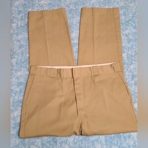 Men's Dickies Khaki Pants, 40x32, Like New, Flat Front, Thick & Heavy Material